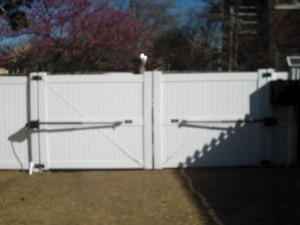 GATE - Solar Operated Double Privacy
